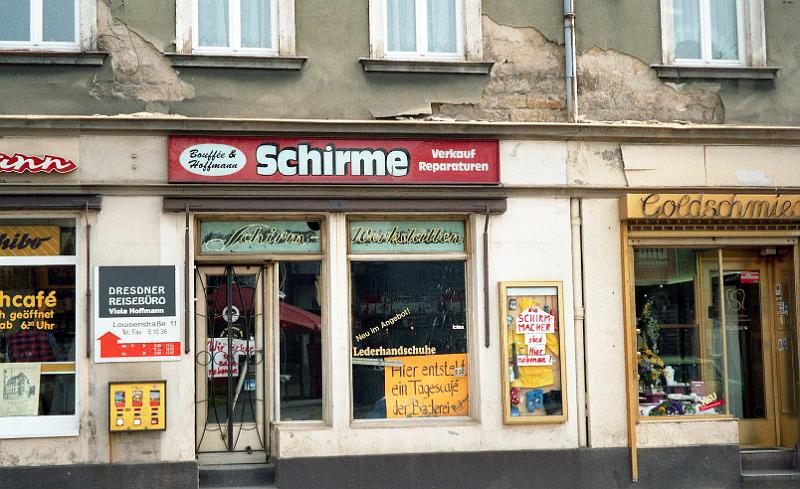 Dresden-Äußere Neustadt, Königsbrücker Str. 32, 22.3.1995.jpg